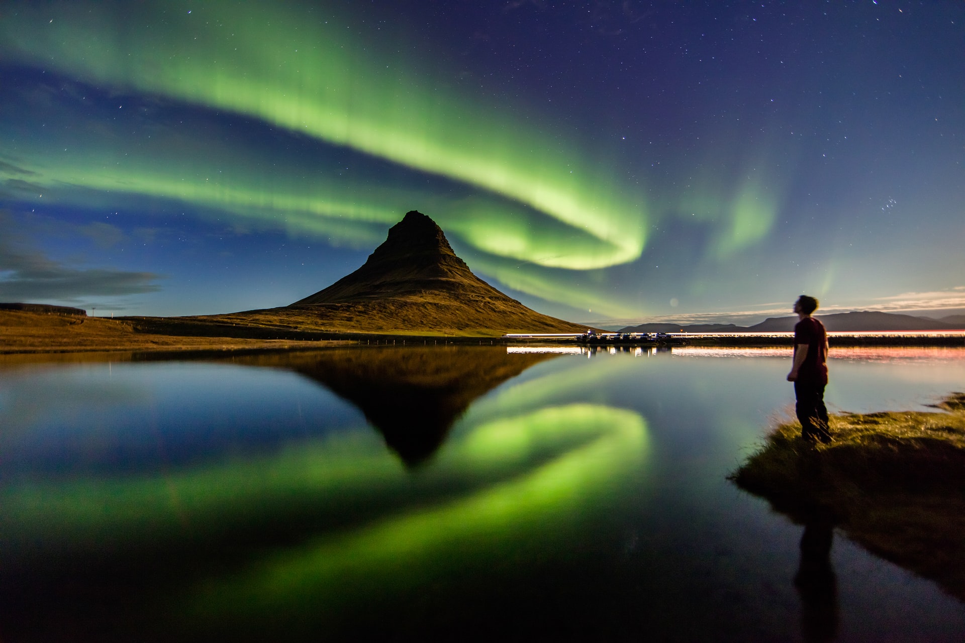 Experience The Arctic Colors Northern Lights Apartments